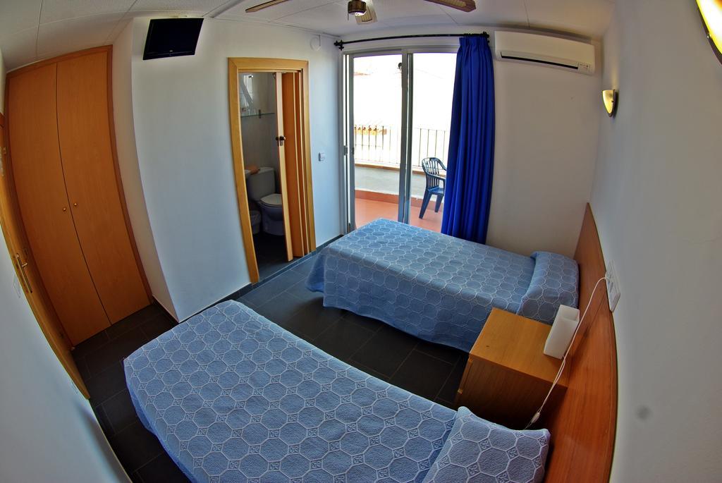 Hostal L'Alba 滨海托萨 客房 照片